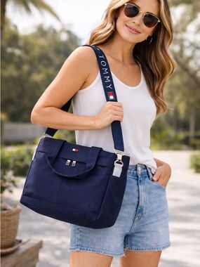 Vintage Tommy Hilfiger Canvas Travel Tote Weekender Carry On Bag Blue Stripe